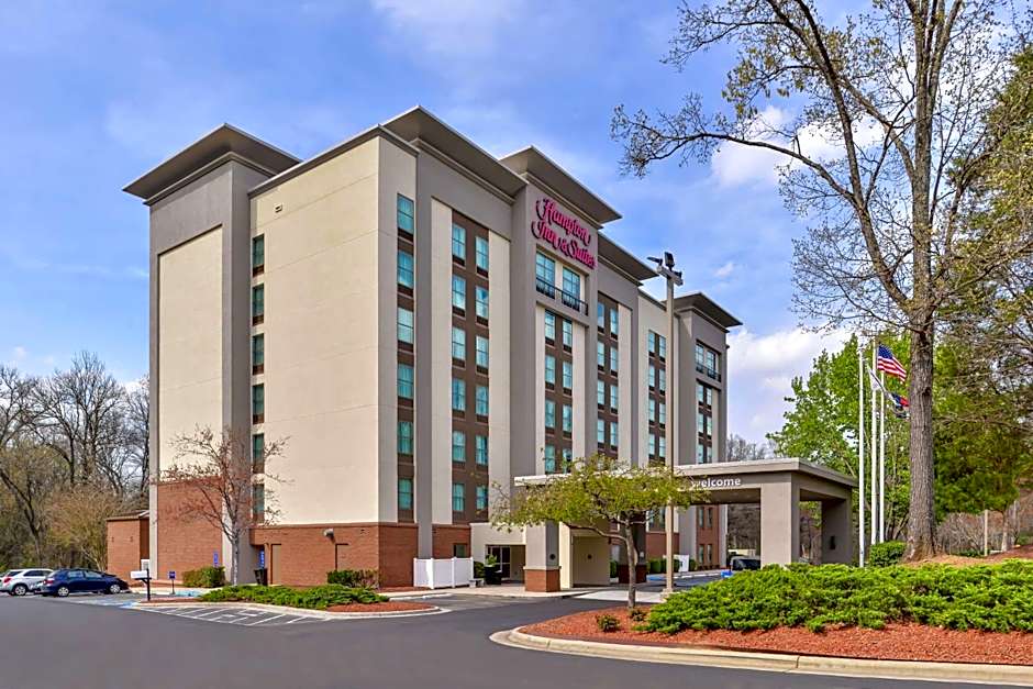 Hampton Inn & Suites Charlotte-Arrowood Rd.