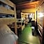 日本一しょぼいゲストハウス ウタラといかん Poor and Shabby GuestHouse "UtaraToikan"