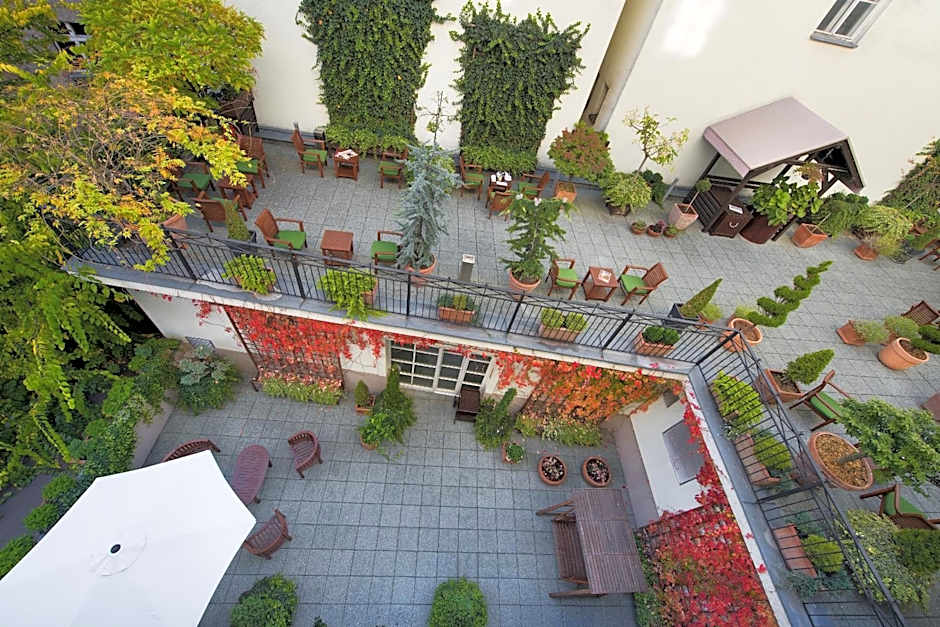 Marrol's Boutique Hotel