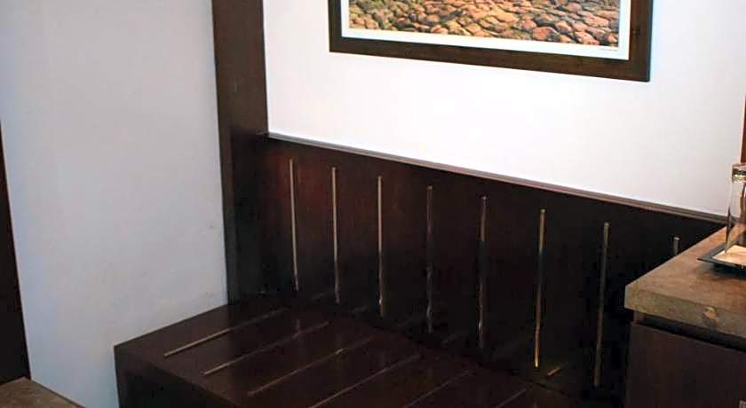 Country Inn & Suites by Radisson Manipal
