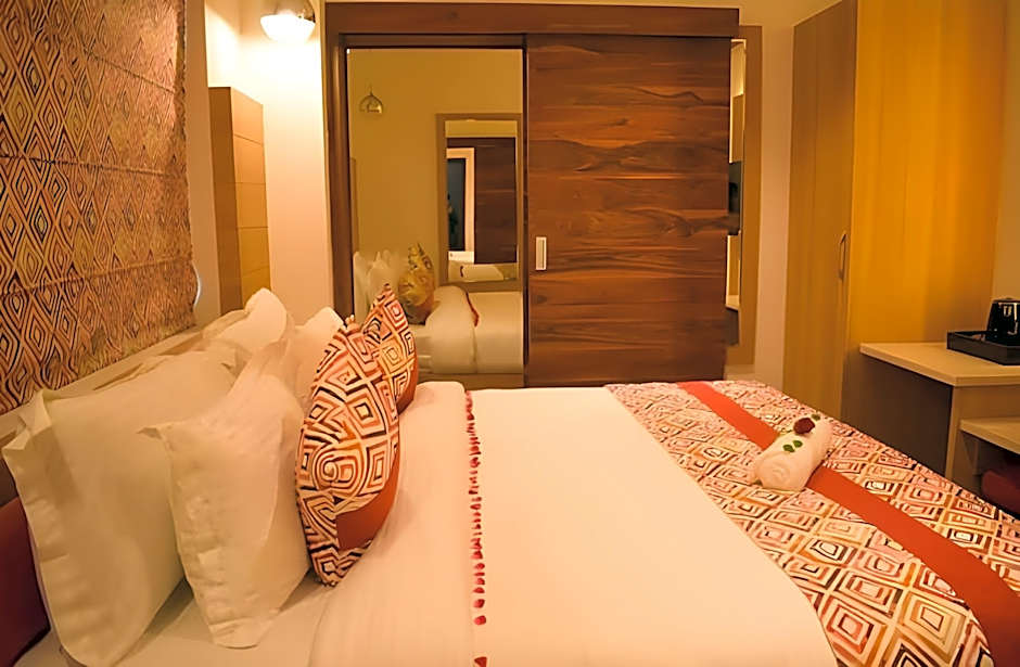 One Earth GG Regency (80 Steps to Golden Temple)