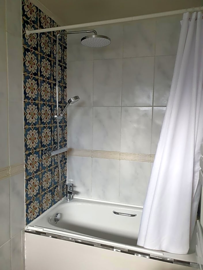 Harry's bed and breakfast