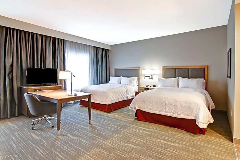 Hampton Inn By Hilton & Suites Grande Prairie, Alberta, Canada