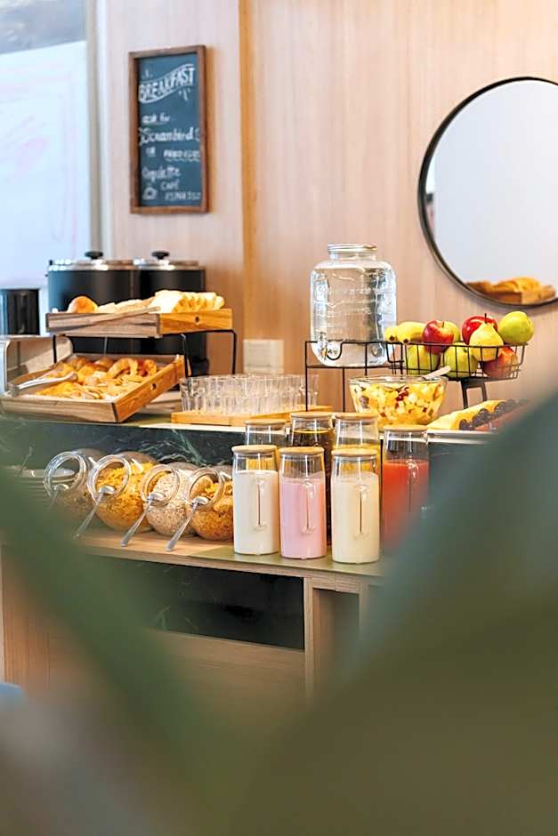 Vain Boutique Hotel