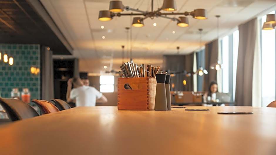 Holiday Inn - the niu, Fender Amsterdam By IHG