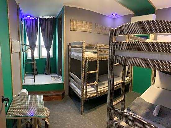 Attic Capsule Hotel