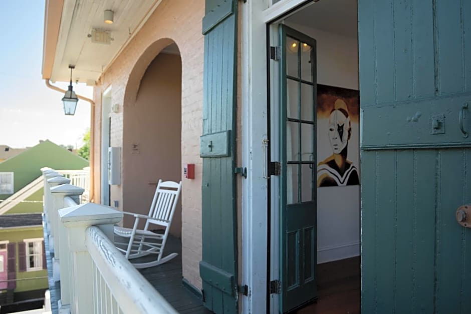 Royal Frenchmen Hotel and Bar