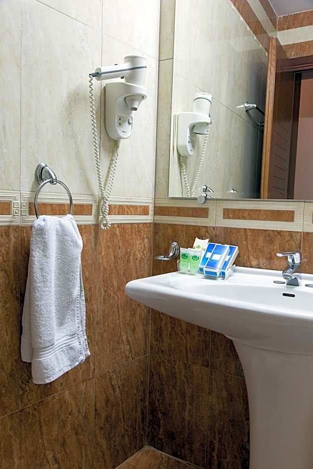 Alexios Hotel