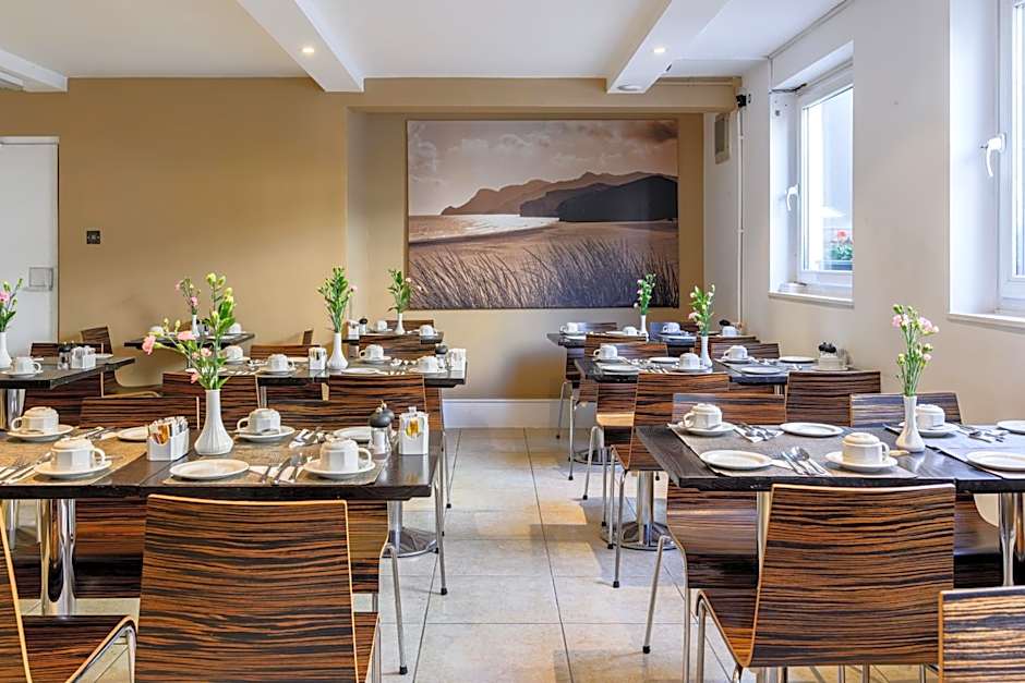 Kensington Court Hotel