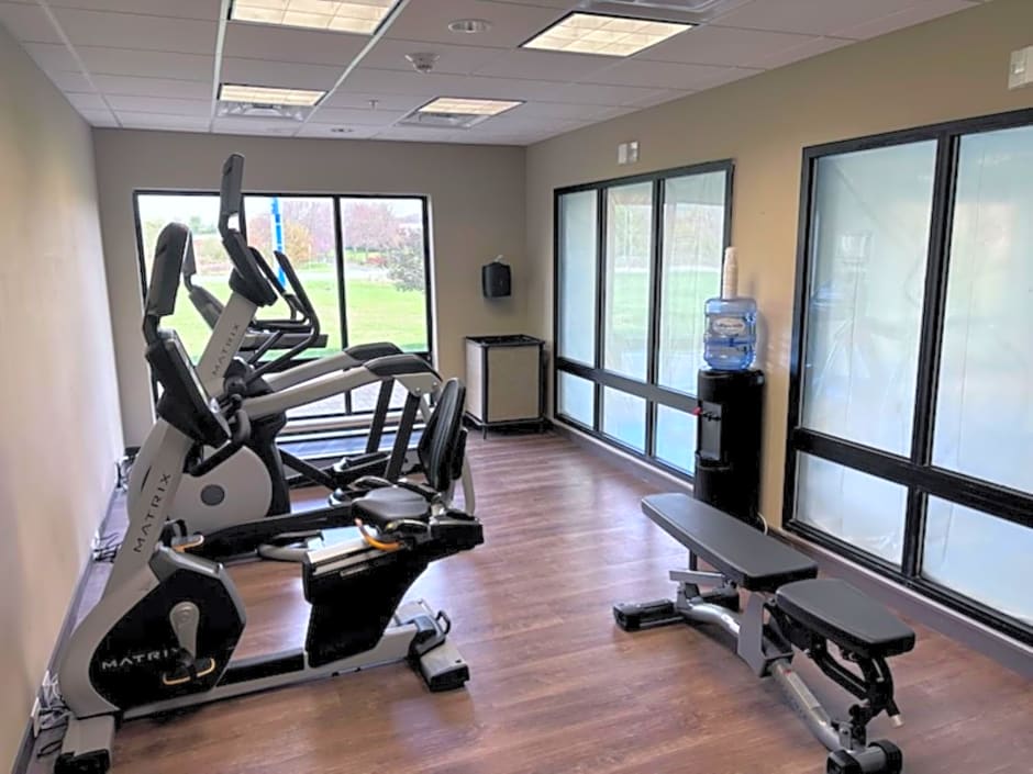 Holiday Inn Express & Suites Springfield By IHG