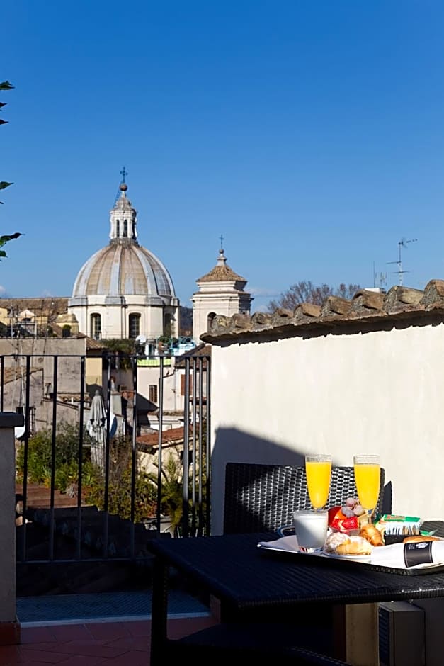 Navona Palace Luxury Inn