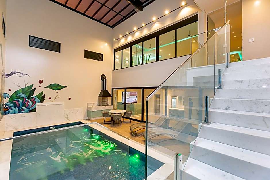 Poeme Motel by Drops