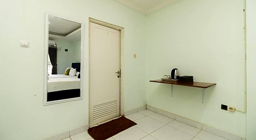 Urbanview Hotel Kampung Istal Megamendung Puncak by RedDoorz