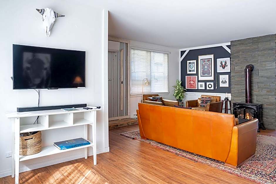 The Downtown Hive by Revelstoke Vacations