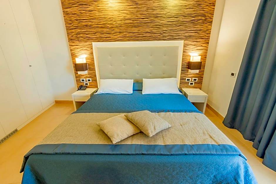 Prince Franklyn Hotel