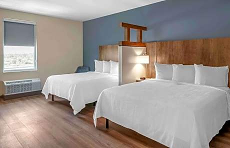 Ideal Studio 2 Queen Beds Nonsmkng
