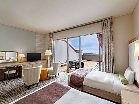 Ocean View Open-Air Natural Hot Spring Bath- Premium Japanese-Western Style Room