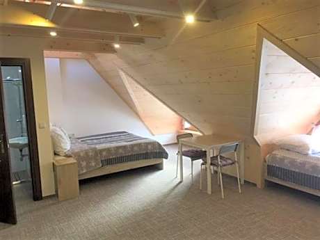 Quadruple Room with Mountain View