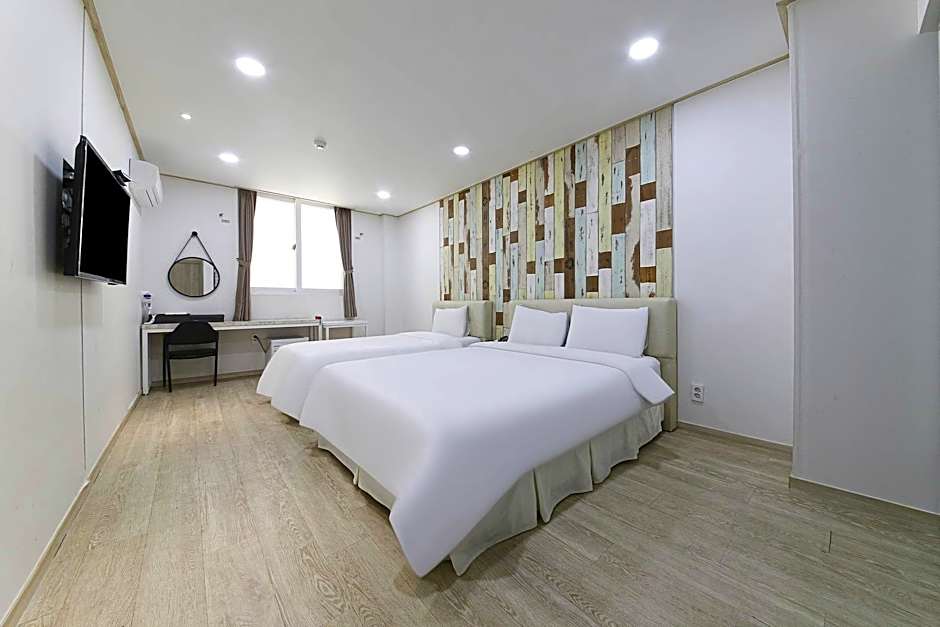 Hotel Cube
