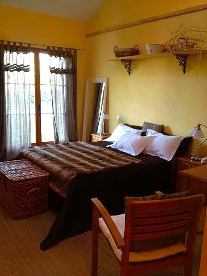 Logis Hotel La Grange Du Relais