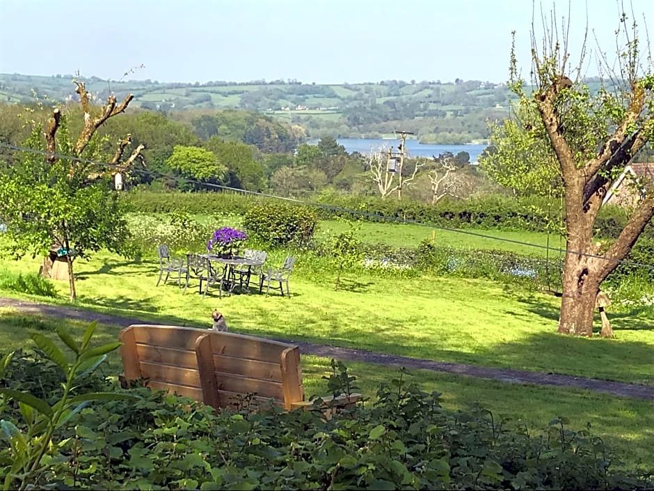 Coombe Lodge Farm House