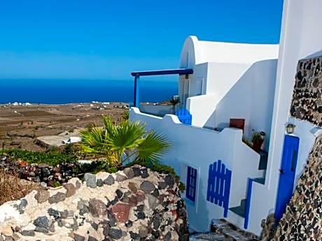 Studio with Free Transfer (4 Adults)