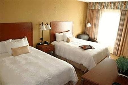 Hampton Inn and Suites Bakersfield North-Airport