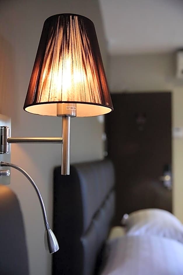Gl Hotel