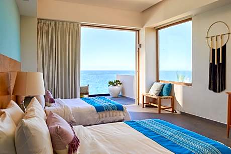 Deluxe Twin Room with Sea View