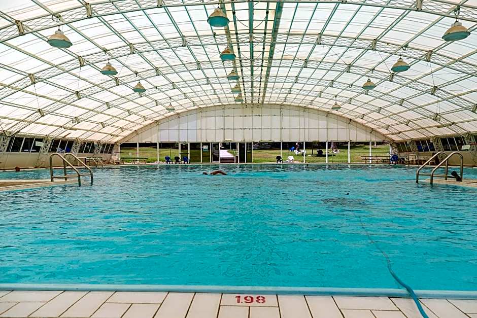 Shaar Hagolan Kibbutz Country Lodging