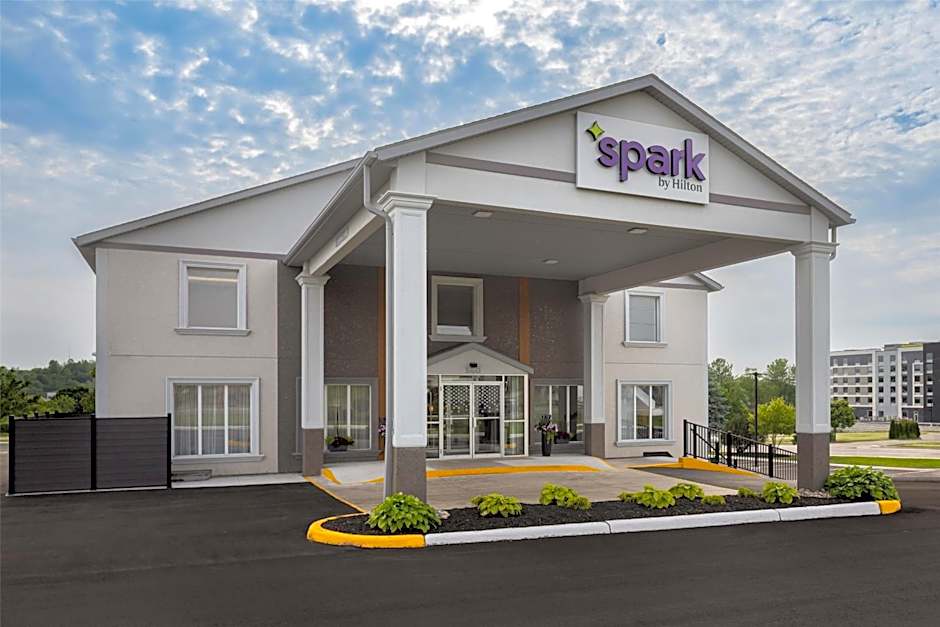 Spark by Hilton Woodstock