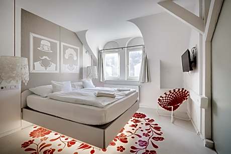 Butik Apartments, by BQA