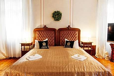 Suite - Historical Building