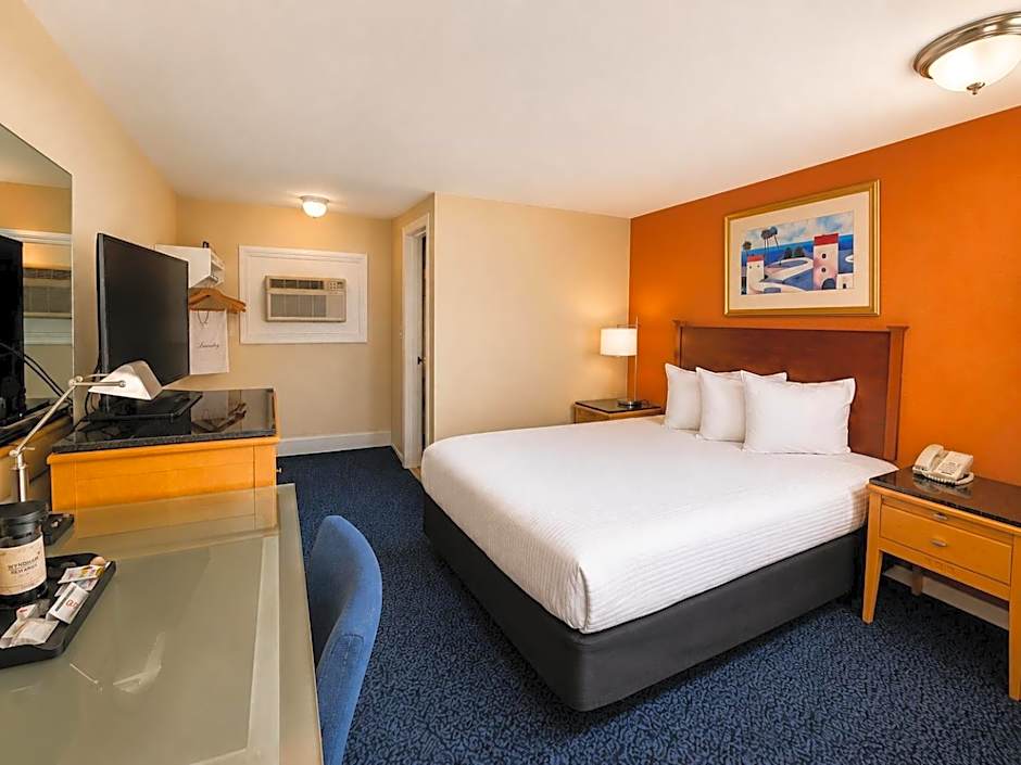 Sunset Motor Inn