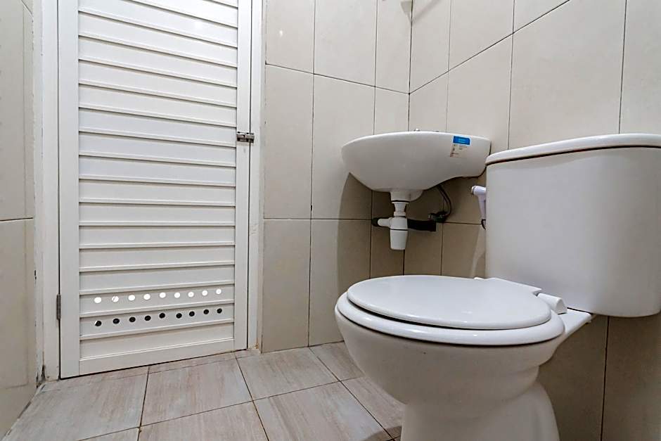 RedDoorz near Universitas Siliwangi Tasikmalaya