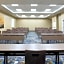 Holiday Inn Express Fargo SW - I-94 Medical Center By IHG