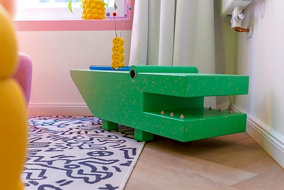 RetroPop Design Apartment , Designerzimmer für je 2 Personen, Top Lage, WIFI