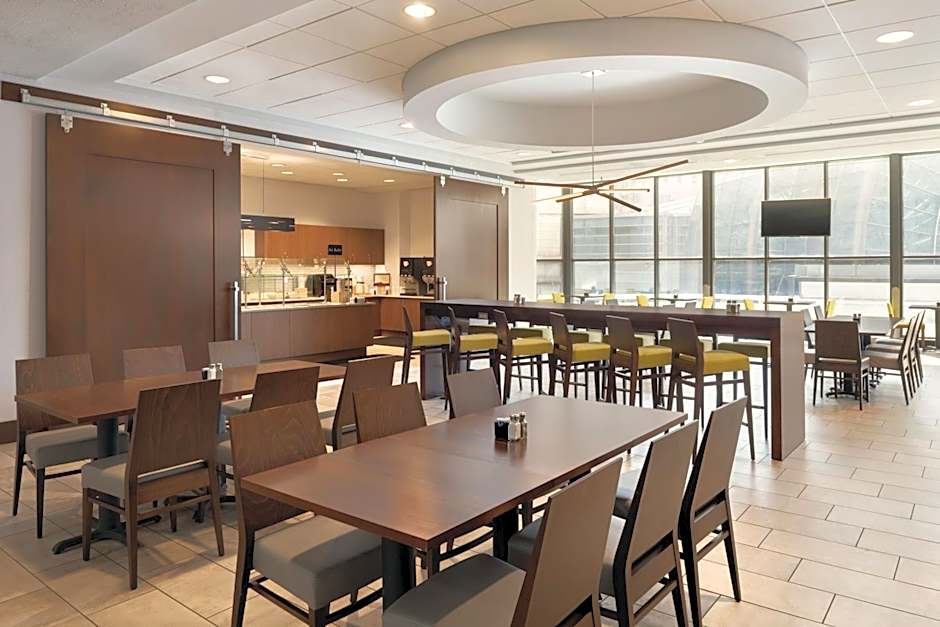 Embassy Suites By Hilton Hotel Indianapolis-Downtown