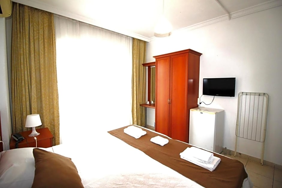 Bonapart Hotel