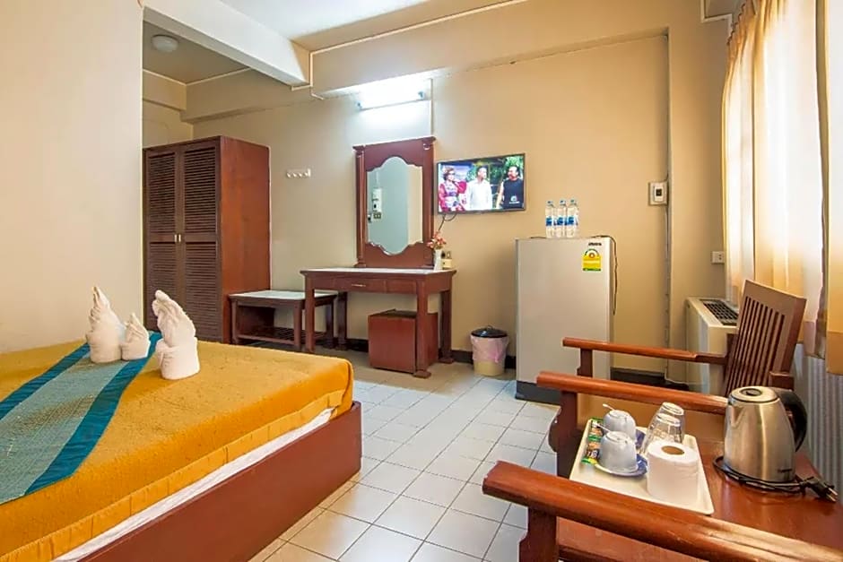 Khelang Nakorn Hotel