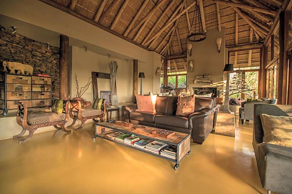 Etali Safari Lodge