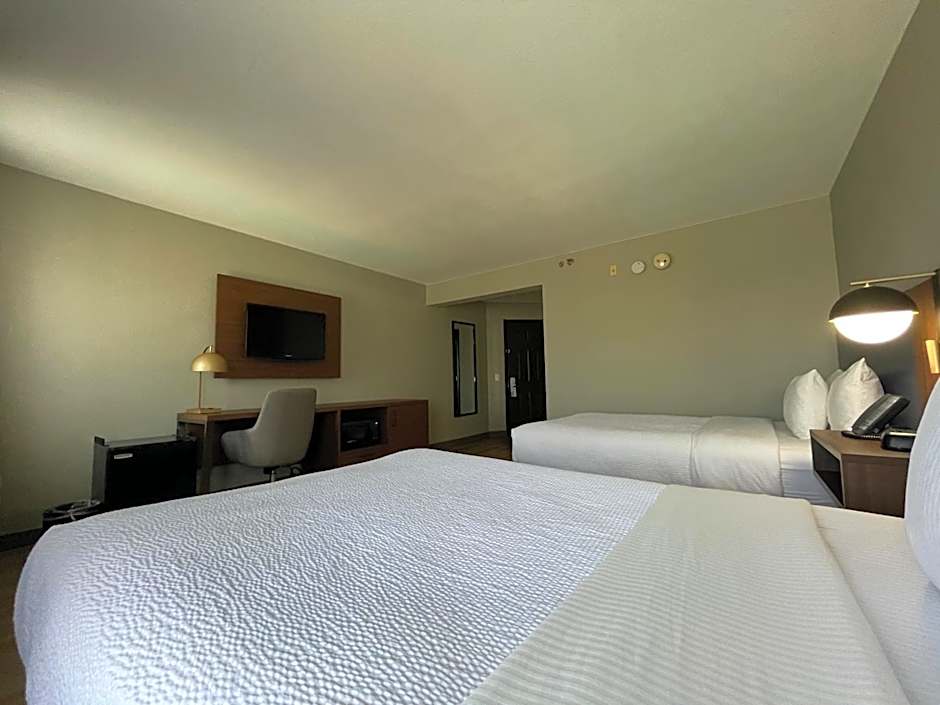 La Quinta Inn & Suites by Wyndham Dallas Dfw Airport North
