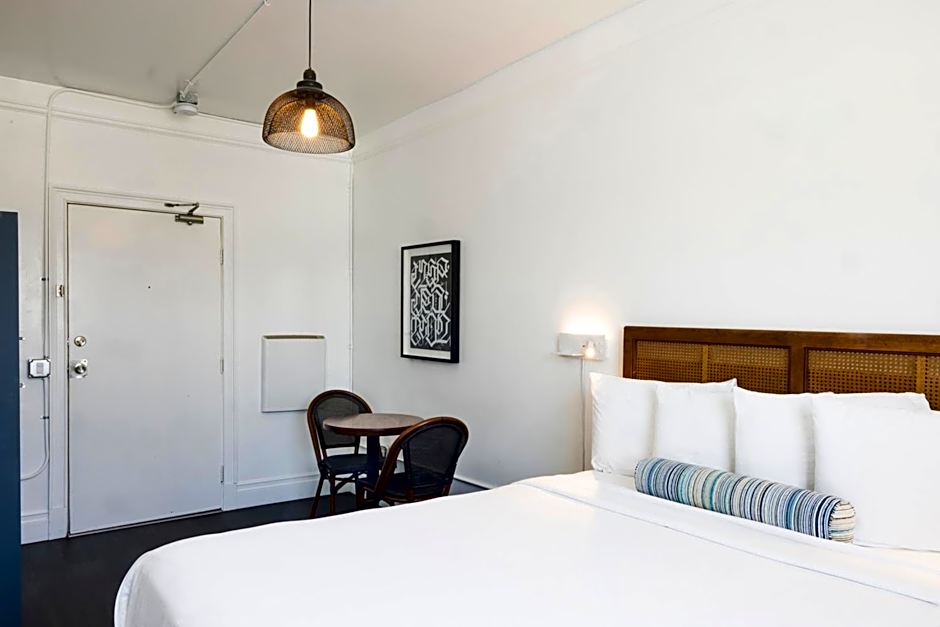 American Hotel