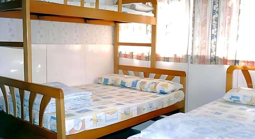 Dragon Hostel Hong Kong