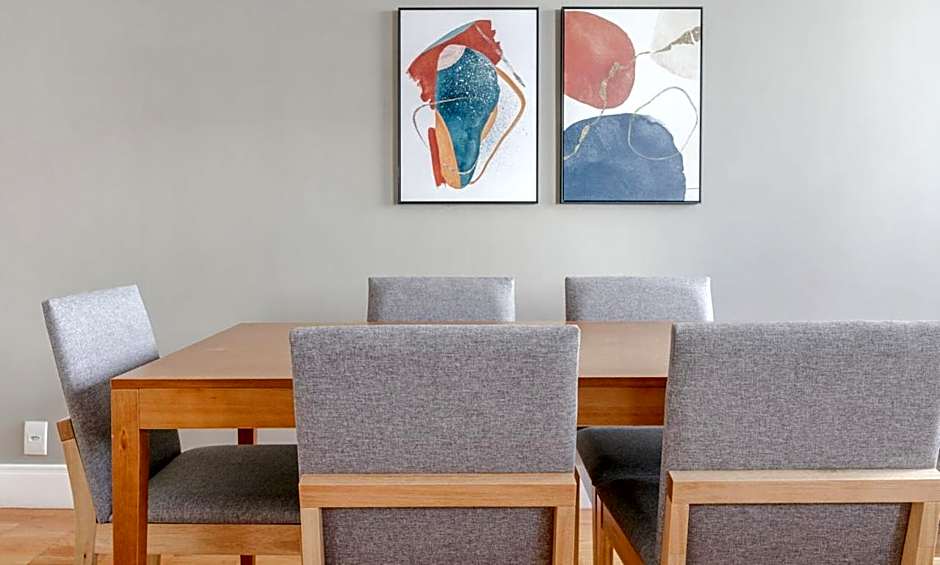 Tabas Maravilhoso apê 3 quartos Leblon LB0035