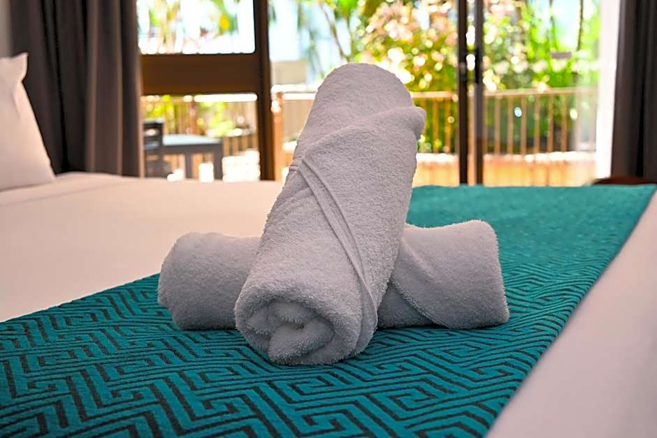 Waters Edge The Strand