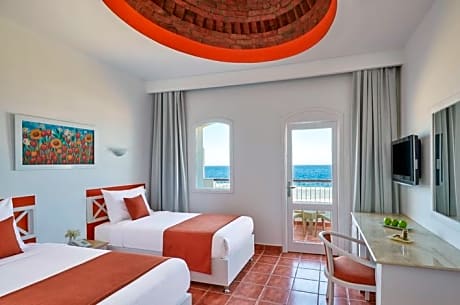 Standard, Twin Bed, Sea View