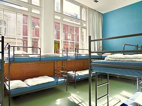 Bed in 12-Bed Mixed Dormitory Room
