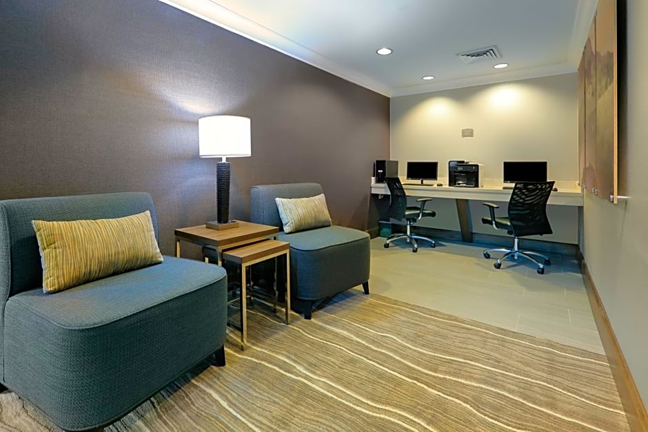 Staybridge Suites Corning, an IHG Hotel