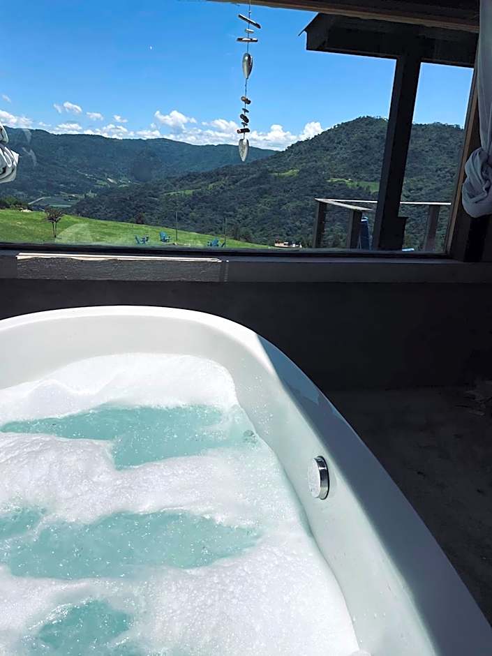 Pousada Colina dos Ventos - Cabana Monte!